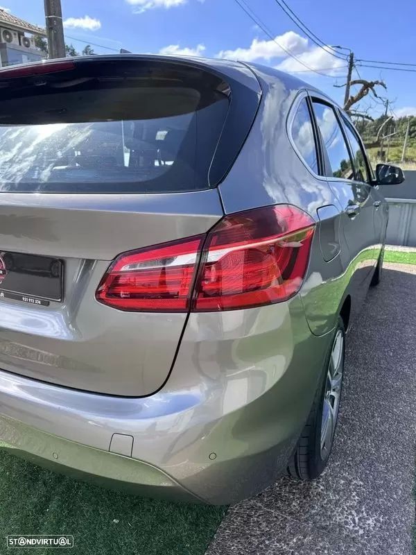 BMW 218 Active Tourer d Line Sport - 16