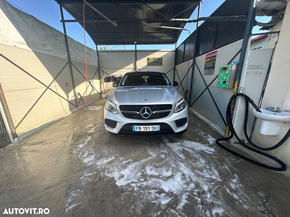 Mercedes-Benz GLE 350 d 4MATIC - 9
