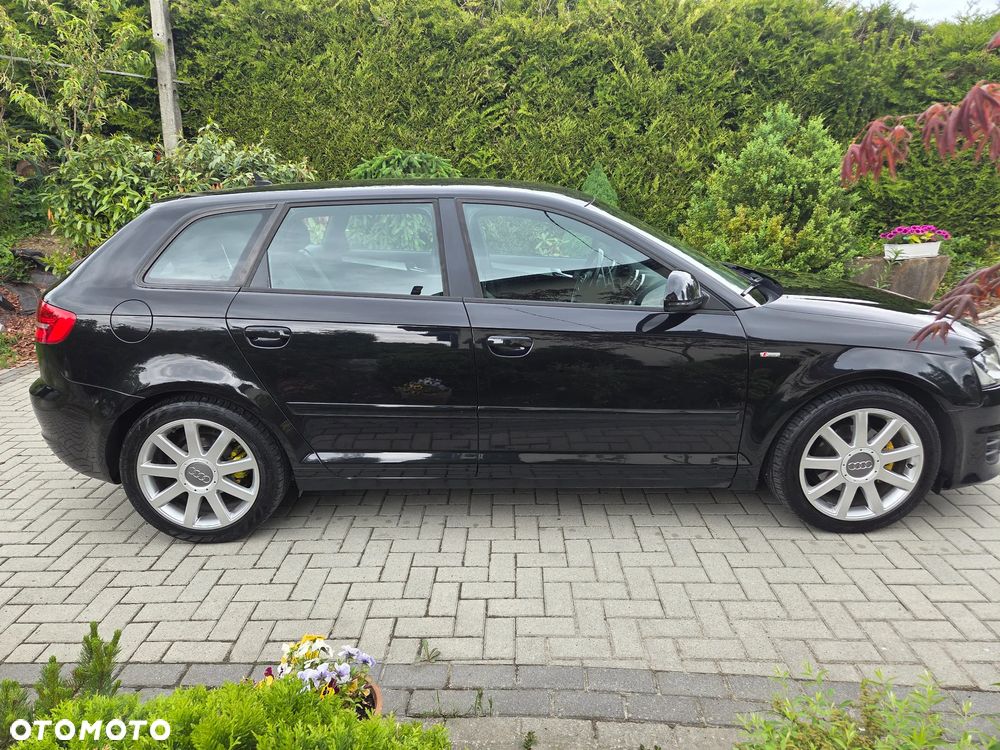 Audi A3 Sportback 2.0 TDI DPF Attraction - 4