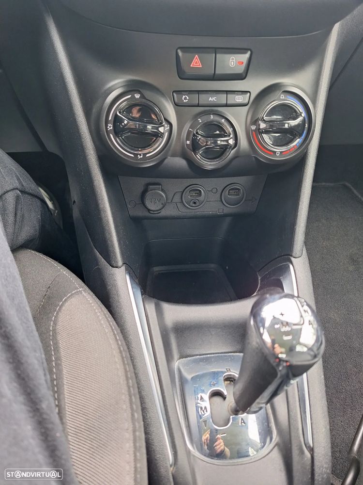 Peugeot 208 e-HDi 68 EGS5 Stop&Start Active - 21