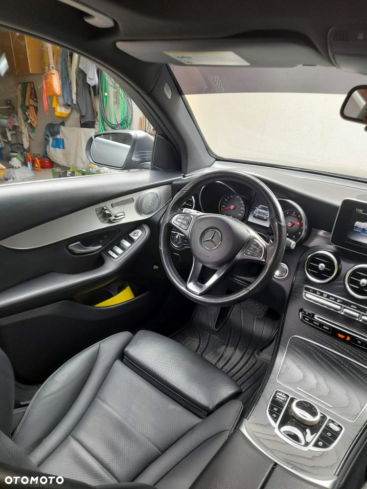 Mercedes-Benz GLC 300 4-Matic - 8