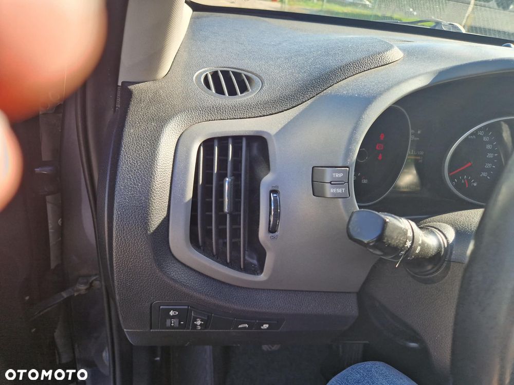 Kia Sportage - 13