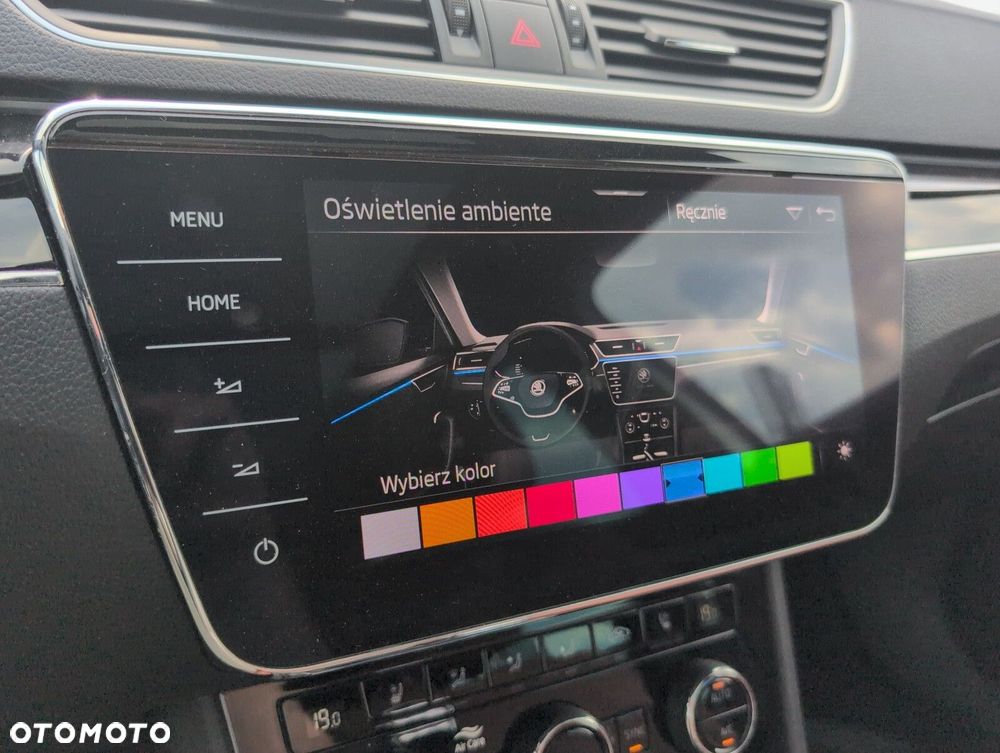 Skoda Superb 2.0 TDI SCR L&K DSG - 33