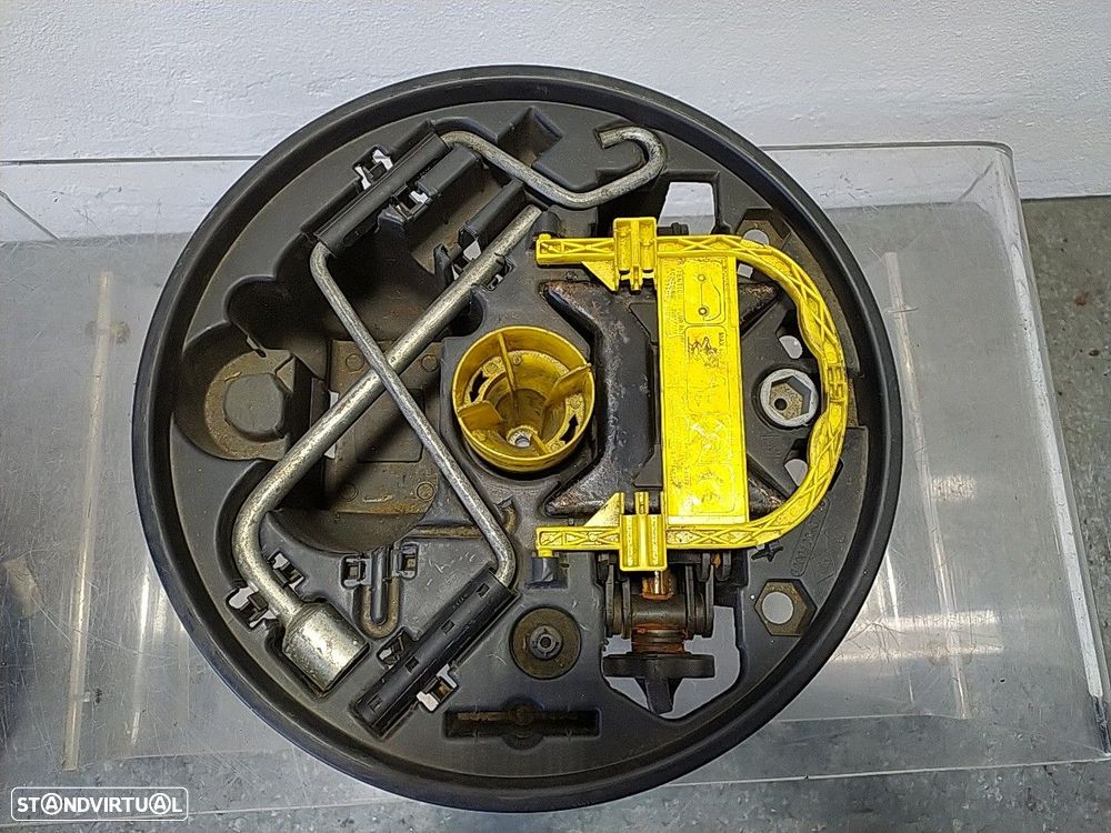 Macaco Renault Clio Ii Caixa (Sb0/1/2_) - 1