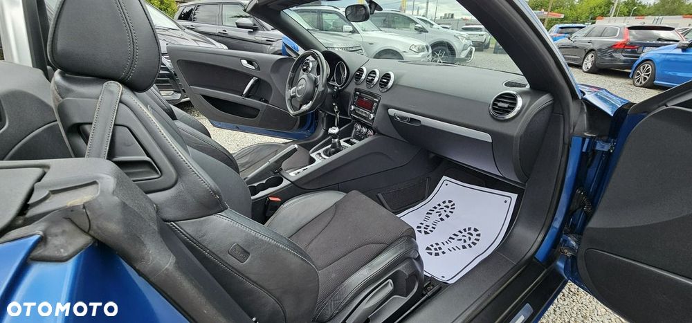 Audi TT Roadster - 22