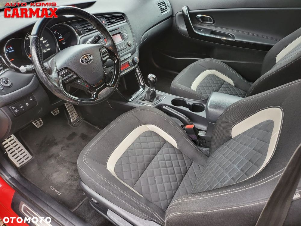Kia ProCeed - 27