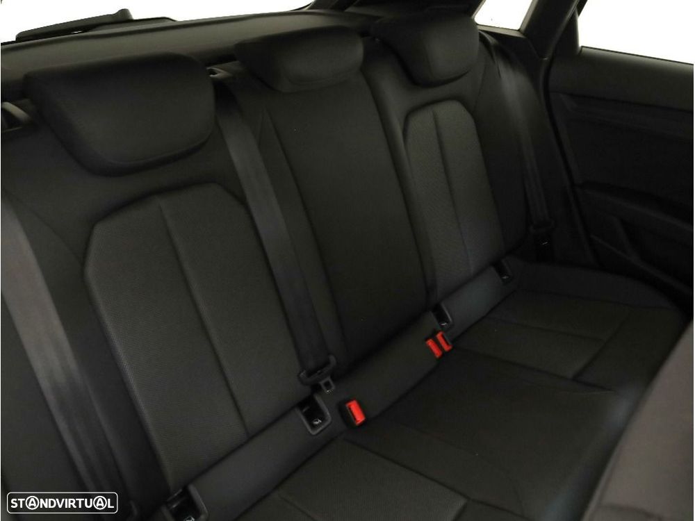 Audi A3 Sportback - 16