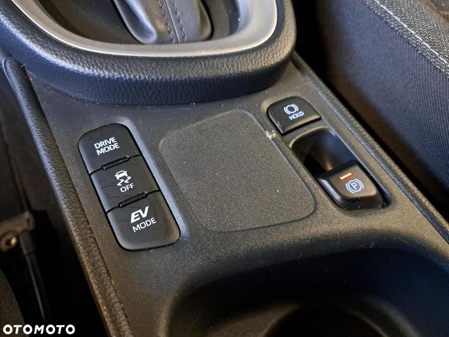 Toyota Yaris Cross - 25
