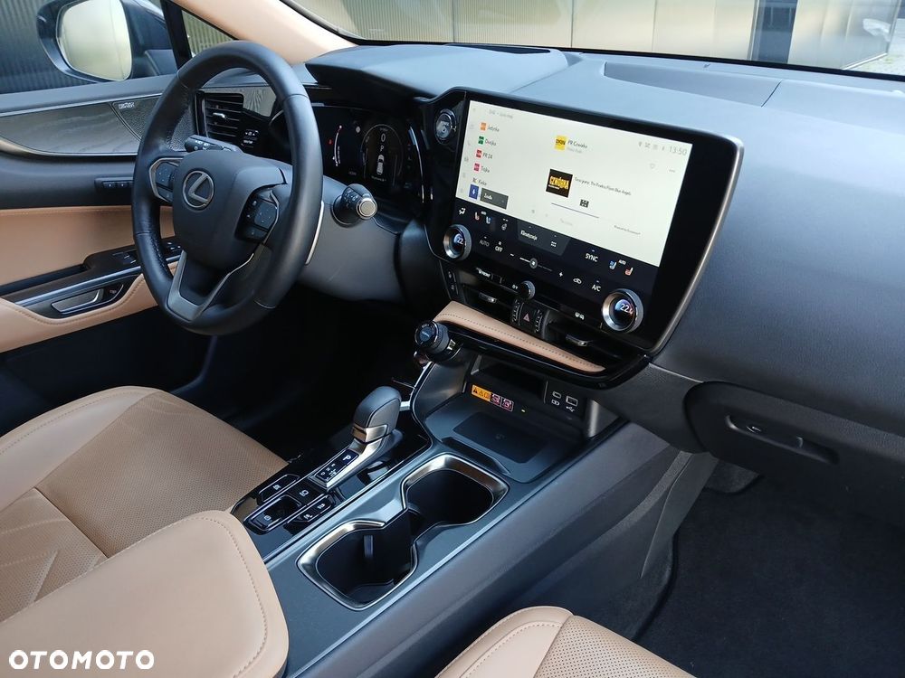 Lexus NX 350h Omotenashi AWD - 27