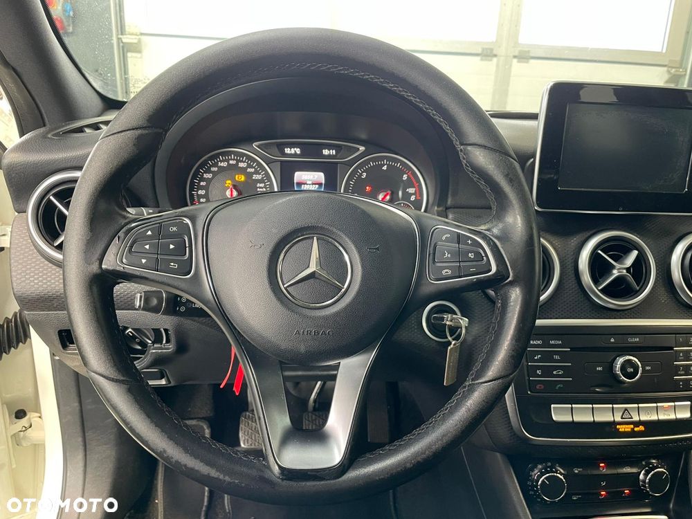 Mercedes-Benz Klasa A 180 d 7G-DCT Peak Edition - 15