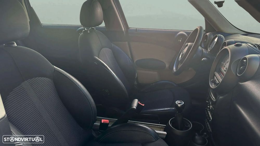 MINI Countryman Cooper D - 10