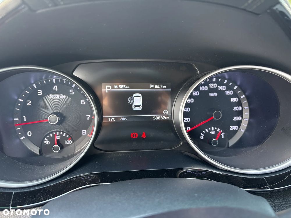 Kia Ceed 1.5 T-GDI Business Line DCT - 16