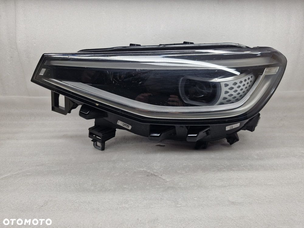 VW ID.4 LAMPA IQ-LIGHT LAMPA LEWA PRZÓD 11B941035M - 1
