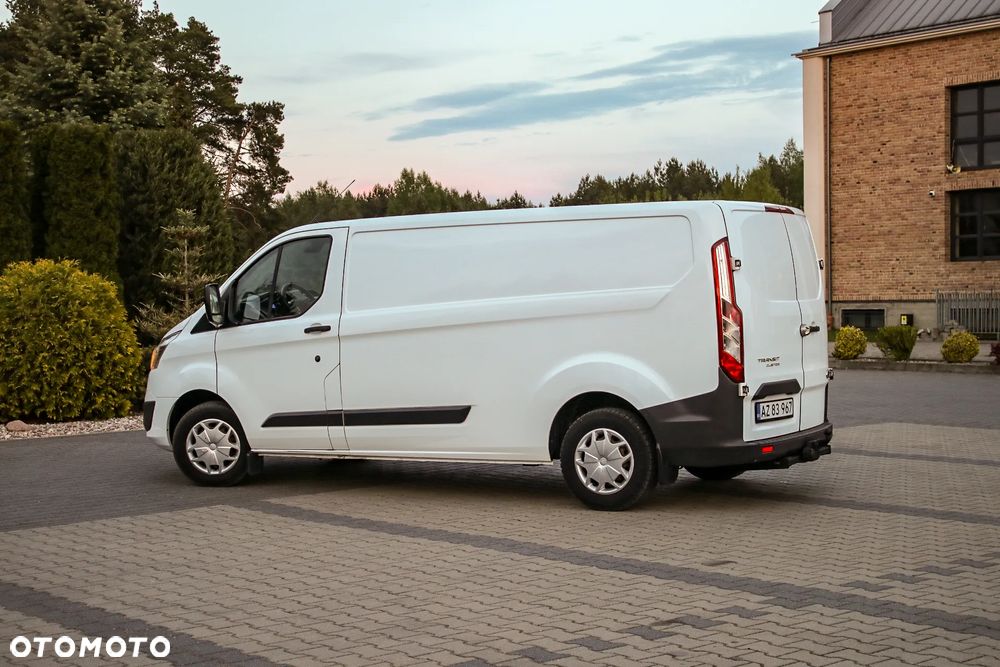Ford Transit Custom - 16