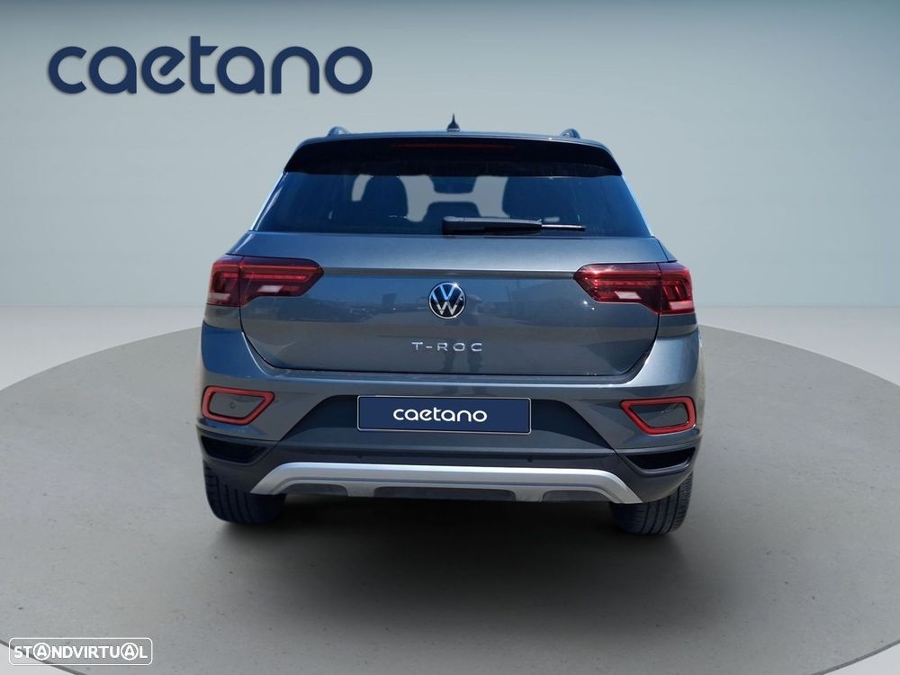 VW T-Roc 1.0 TSI Urban - 12