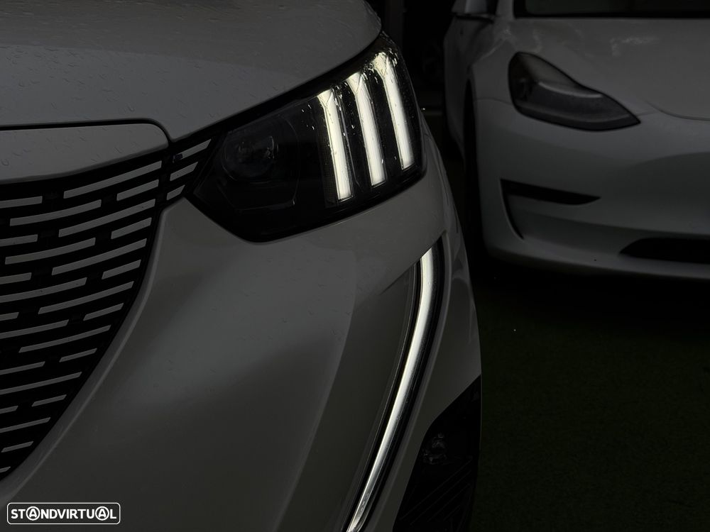 Peugeot e-2008 GT Pack - 15