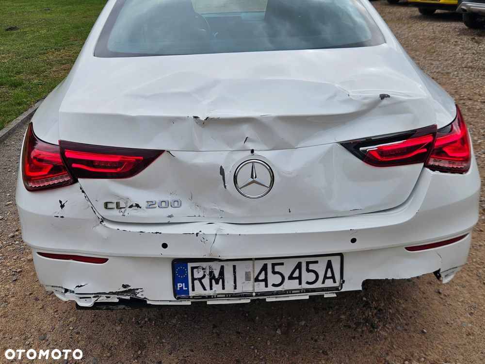 Mercedes-Benz CLA - 12