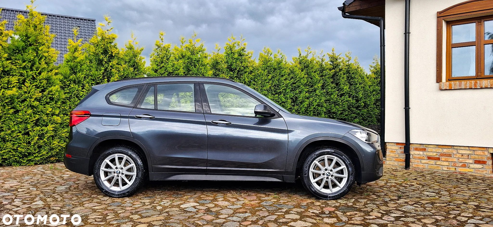 BMW X1 sDrive18i Business Edition - 2