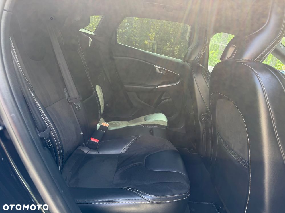 Volvo V40 D2 RDesign - 16