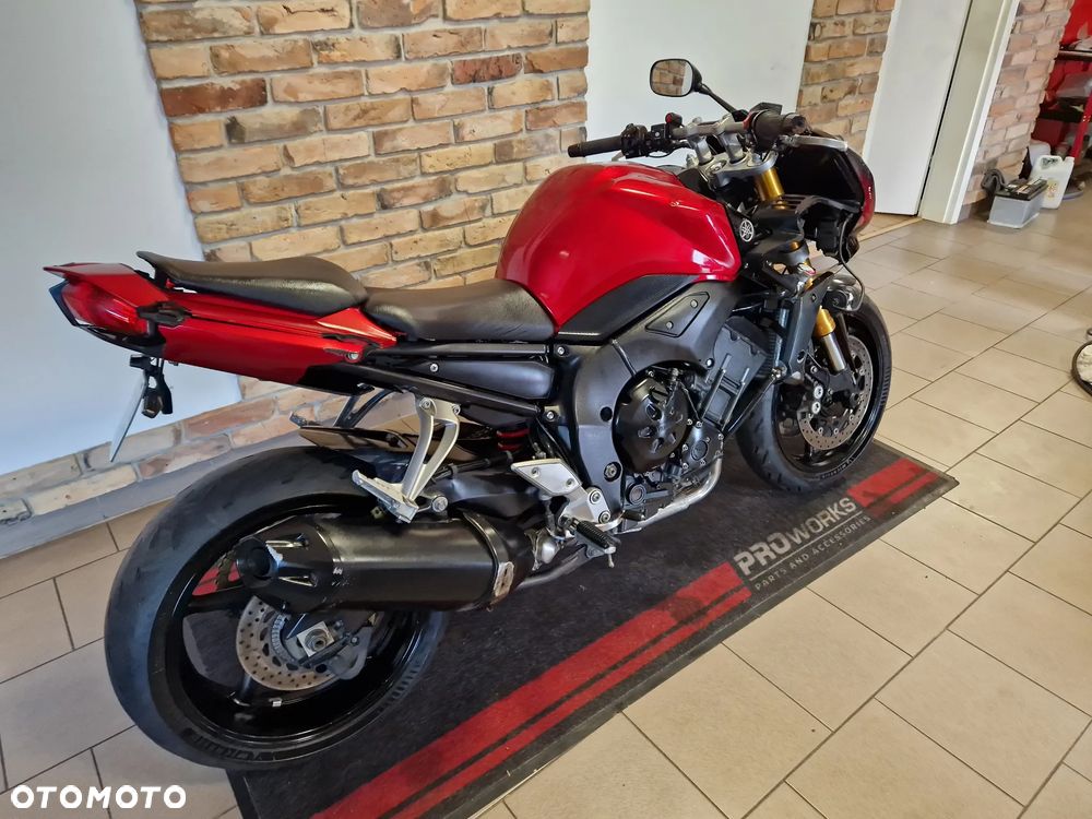 Yamaha FZ - 32