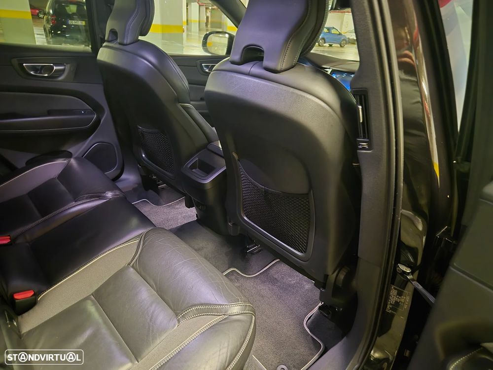 Volvo XC 60 2.0 D4 R-Design Geartronic - 46