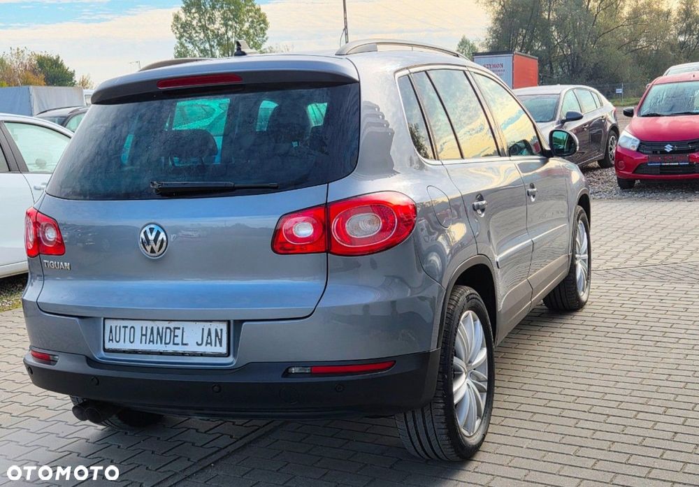 Volkswagen Tiguan - 3