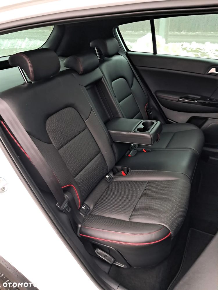 Kia Sportage 2,0 CRDI AWD GT Line - 14