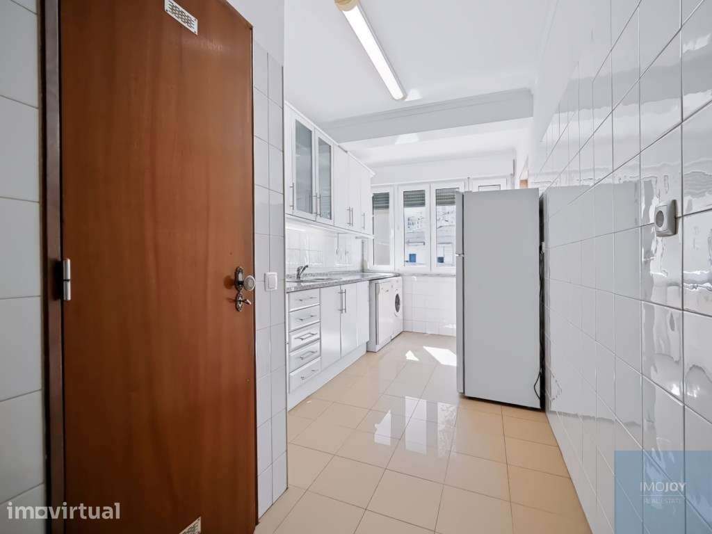 Apartamento T2 em Linda-a-Velha - Grande imagem: 4/23