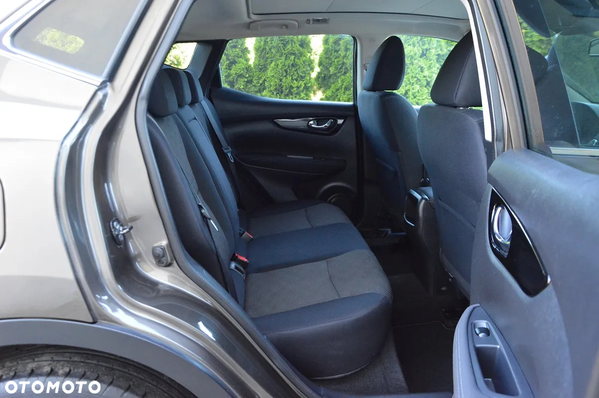 Nissan Qashqai 1.6 DCi N-Connecta EU6 - 32