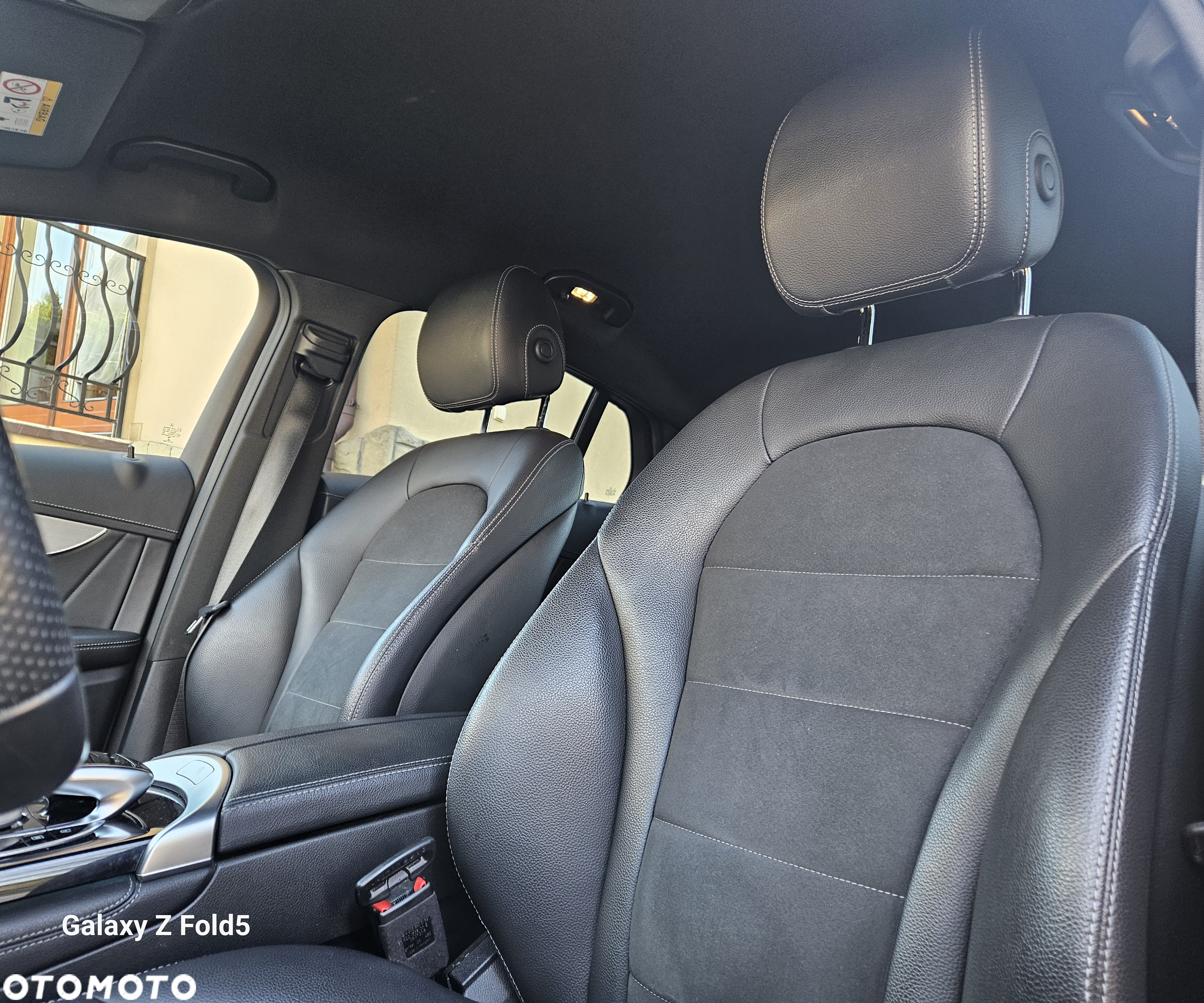 Mercedes-Benz GLC 250 d Coupe 4Matic 9G-TRONIC AMG Line - 23