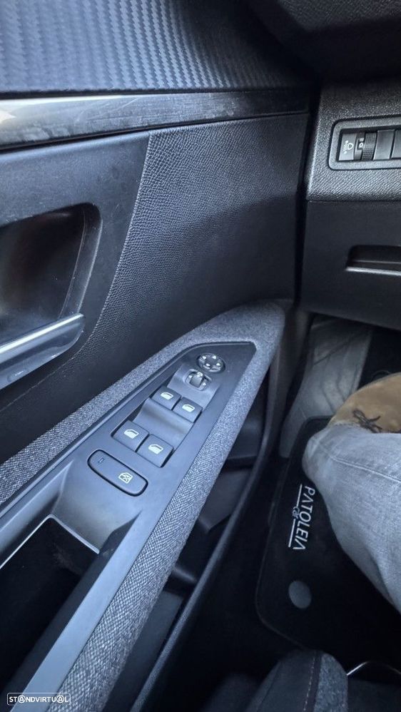 Peugeot 5008 1.2 PureTech Allure Pack EAT8 - 25