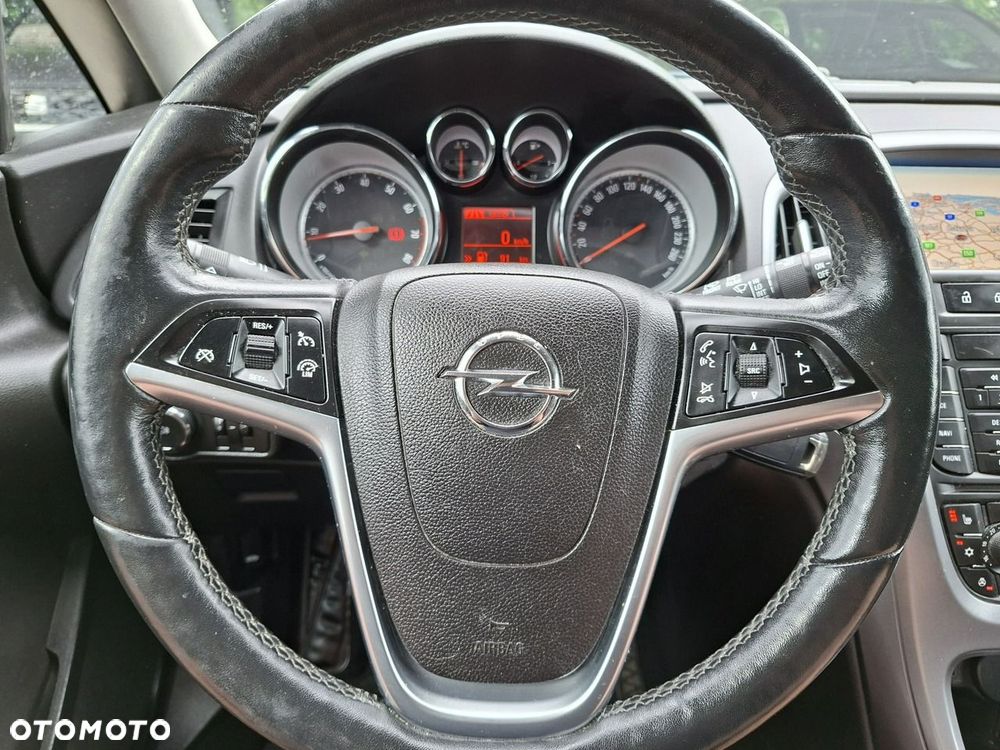 Opel Astra 1.4 Turbo - 17