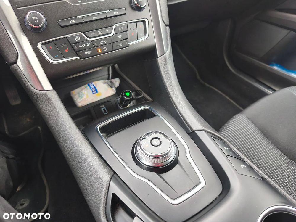 Ford Mondeo 2.0 EcoBlue Allrad Titanium - 26