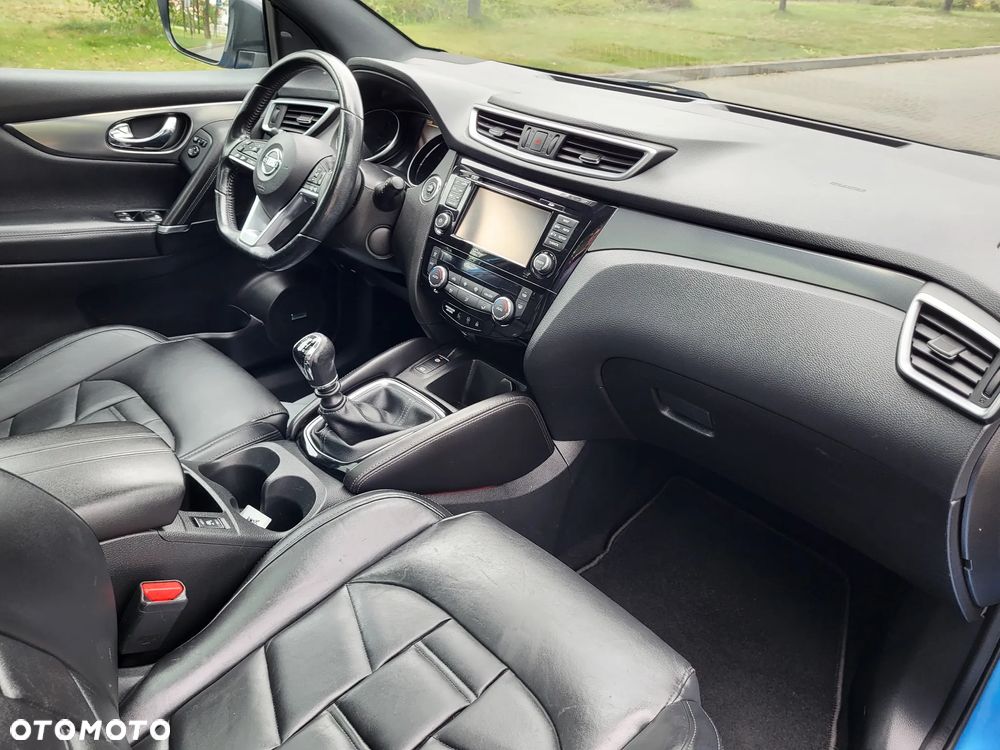 Nissan Qashqai 1.6 DCi 4x4 N-Connecta - 21
