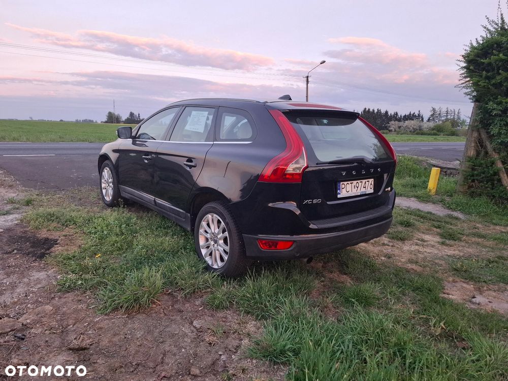 Volvo XC 60 D4 RDesign - 4