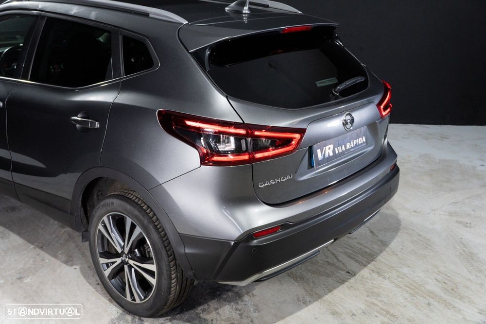 Nissan Qashqai 1.3 DIG-T N-Connecta LED+SKY - 45