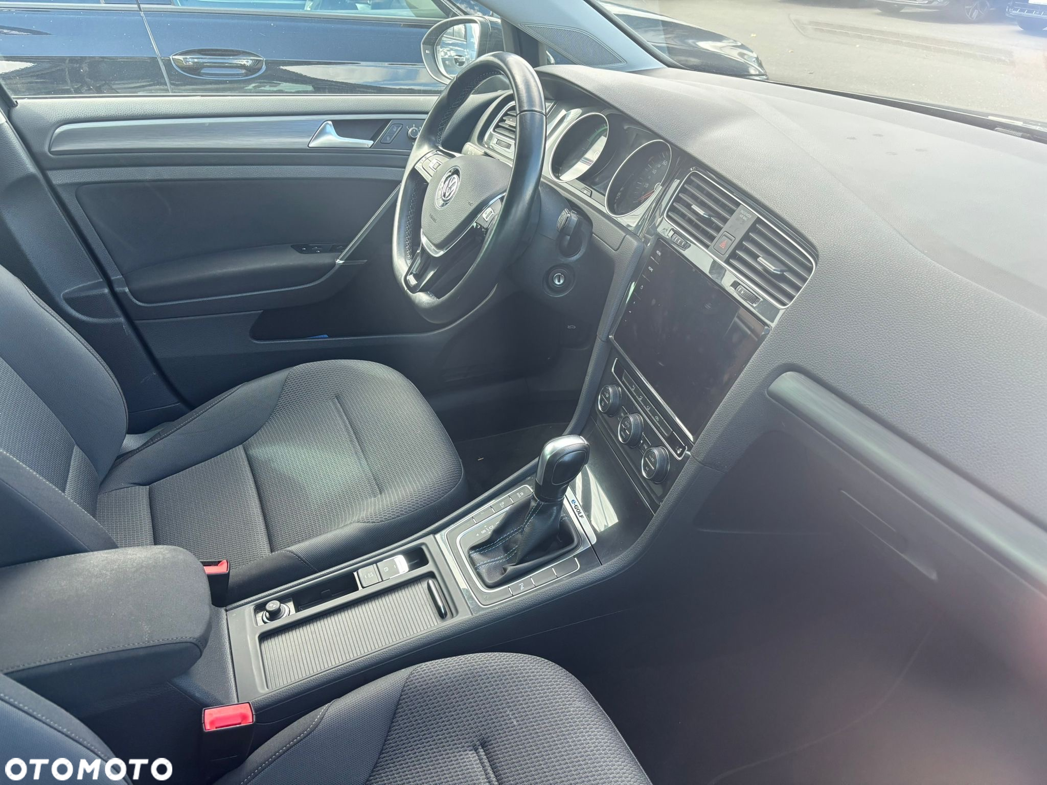 Volkswagen Golf e-Golf - 4