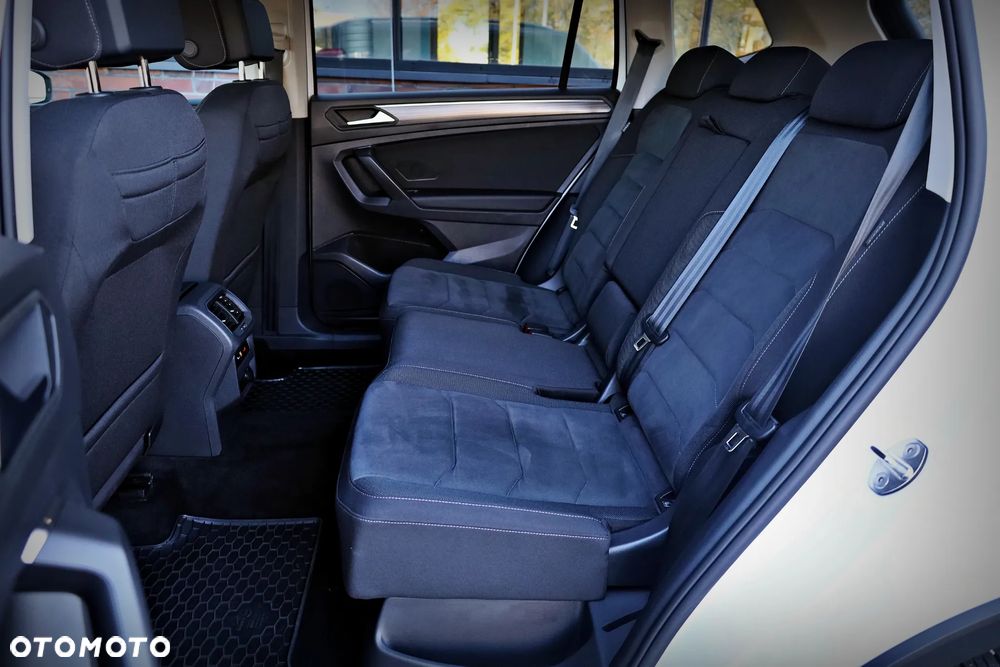 Volkswagen Tiguan Allspace 2.0 TSI 4Mot Elegance DSG - 18