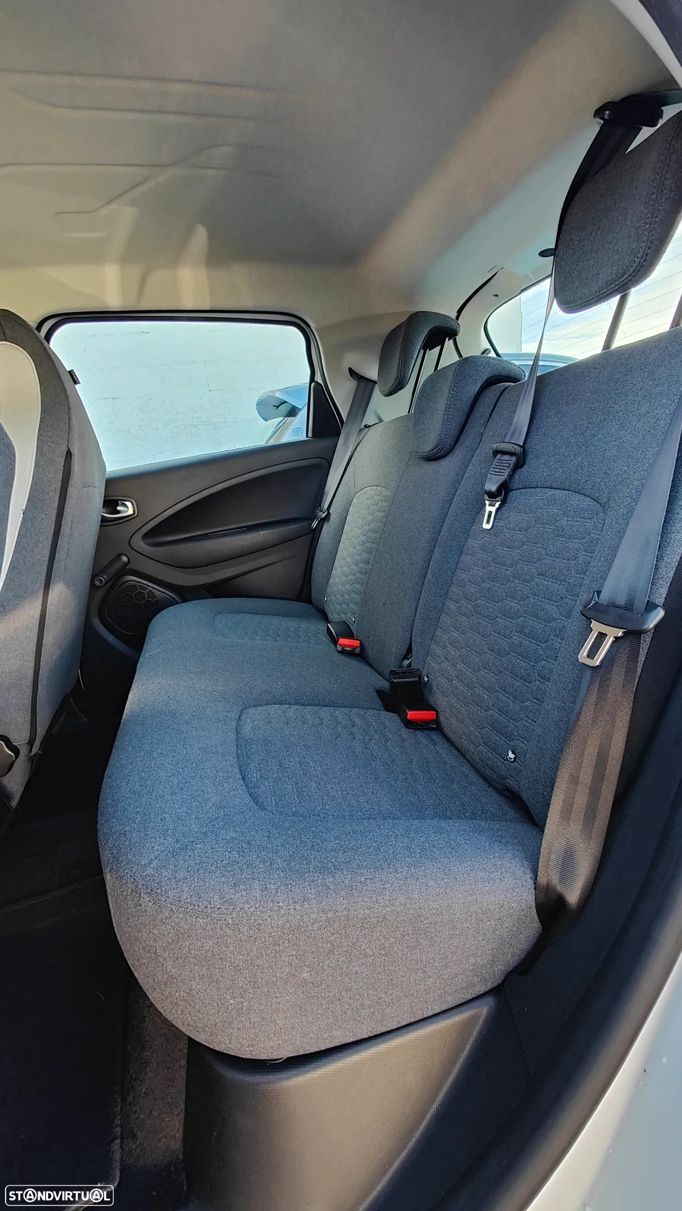 Renault Zoe (c/ Bateria) Limited 50 - 16