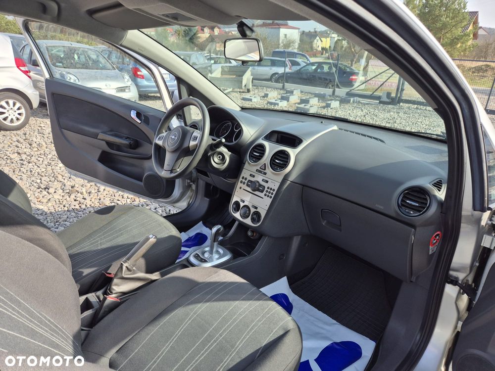 Opel Corsa 1.2 16V Cosmo EasyTronic - 12