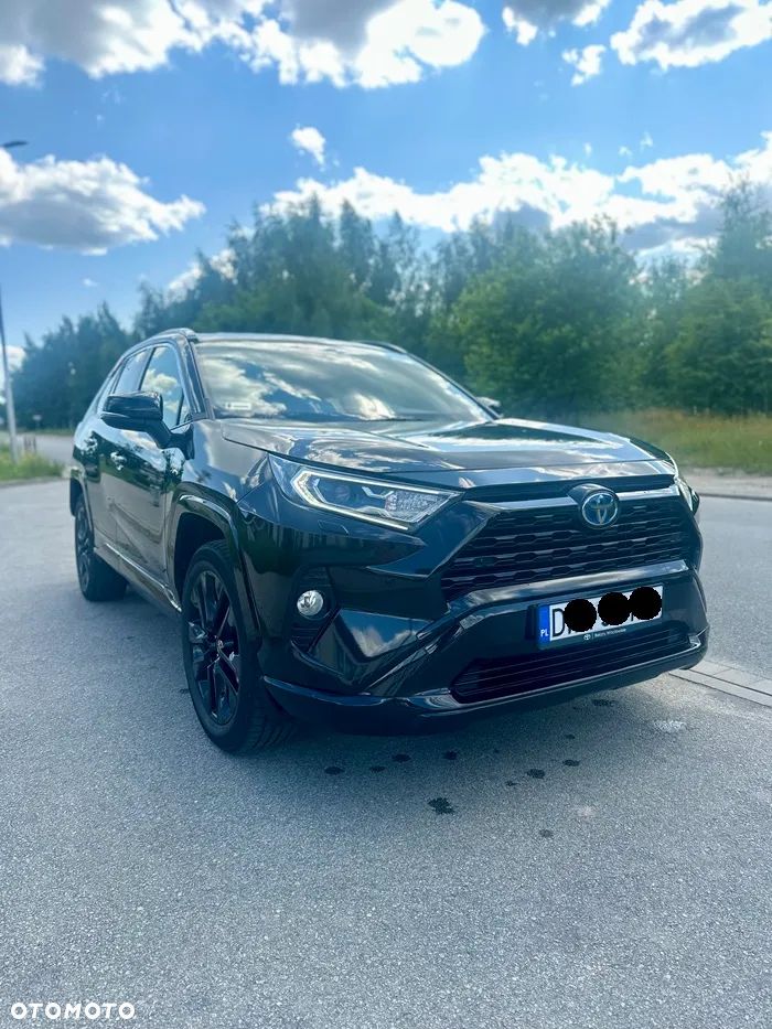 Toyota RAV4 - 1