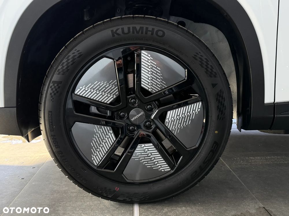 Omoda E5 - 10