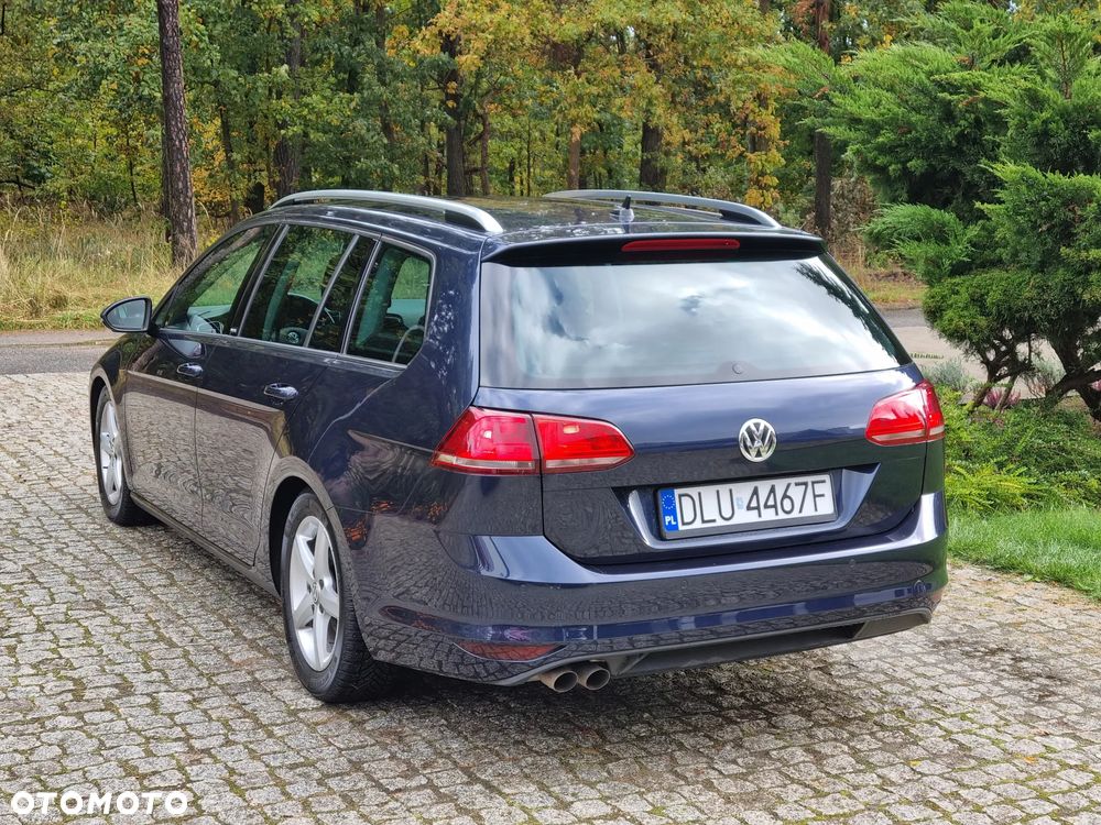 Volkswagen Golf - 5