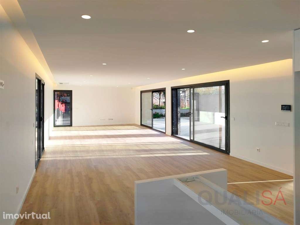 Moradia T5 individual nova com piscina e jardim em Gualtar em Braga - Grande imagem: 3/30