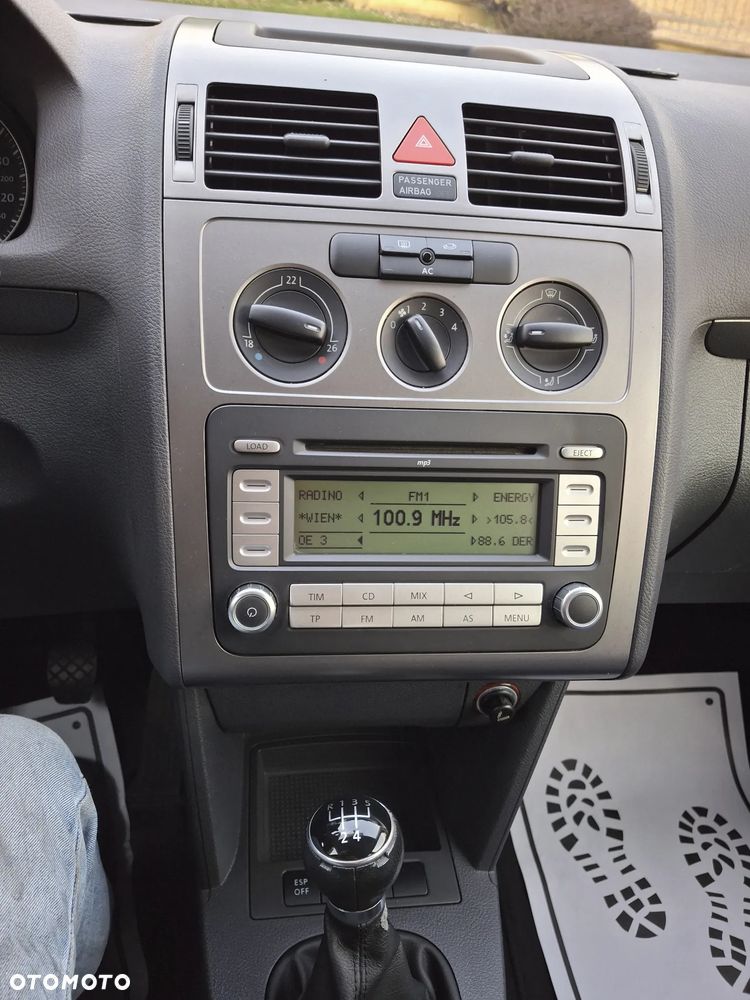 Volkswagen Touran 1.6 Basis - 20