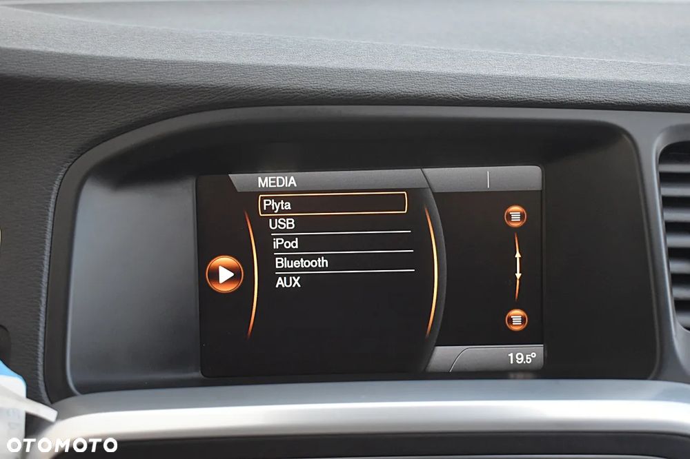 Volvo S60 D3 Geartronic Momentum - 28