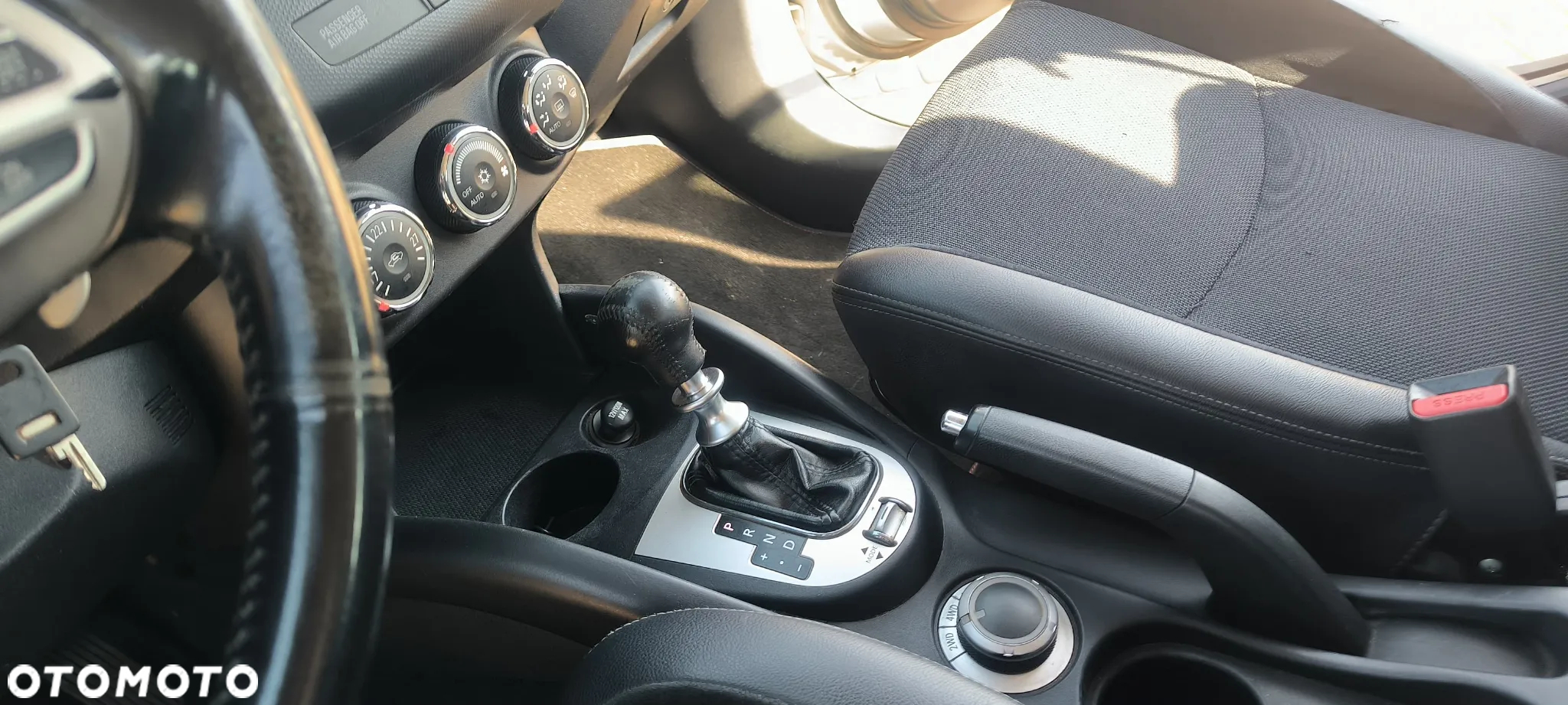 Citroën C-Crosser 2.2 HDi Exclusive DCS - 27