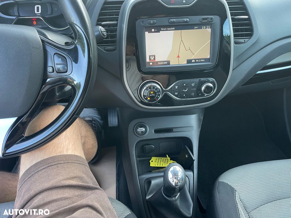 Renault Captur - 25