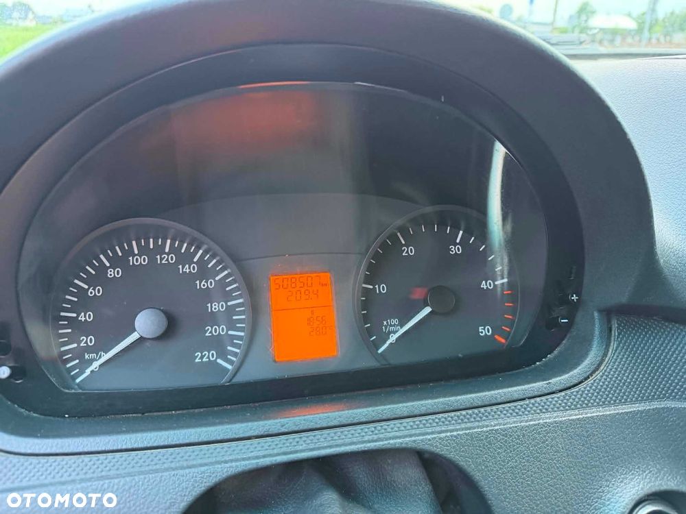 Mercedes-Benz Vito - 8