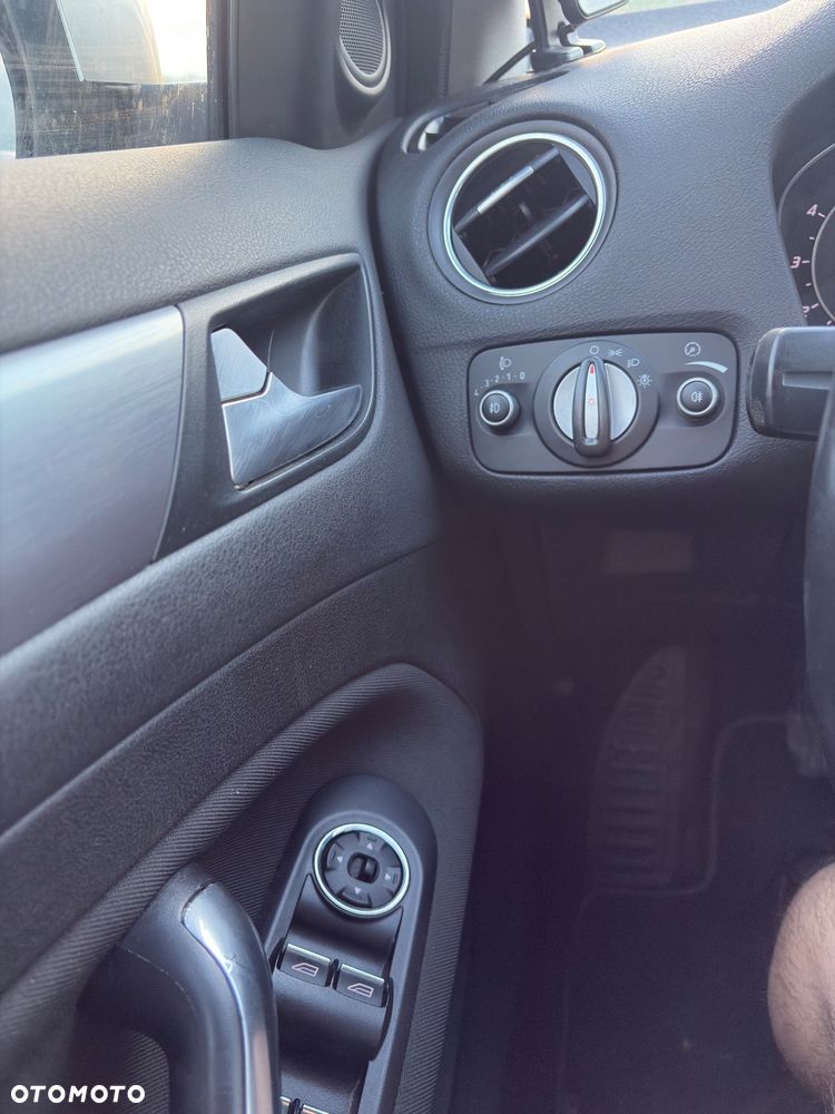 Ford Mondeo 2.0 TDCi Titanium - 28